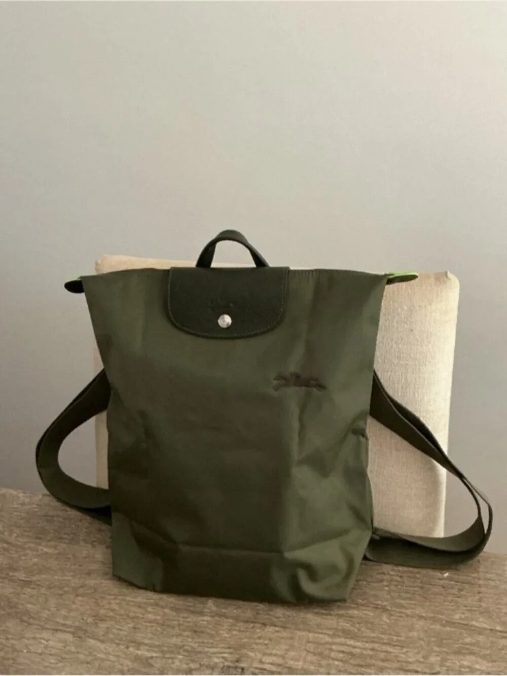 Longchamp Le Pilage Backpack, Size M, forest green